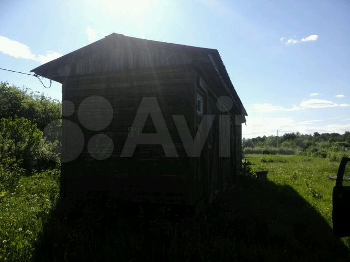 Дача 30 м² на участке 10 сот.