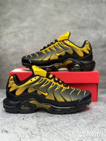 Кроссовки Nike Air max tn plus