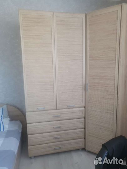 Шкаф прямой