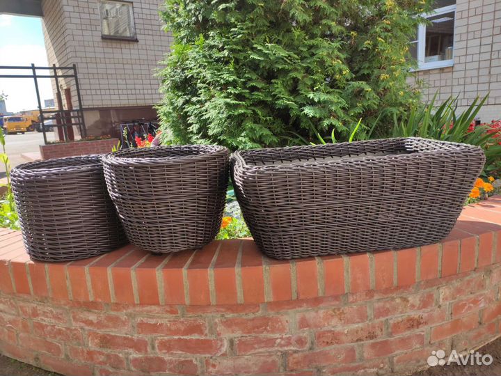 Кашпо прямоугольное 60 л, на колесиках20 л, ротанг