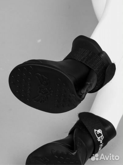 Обувь для собак мелких пород