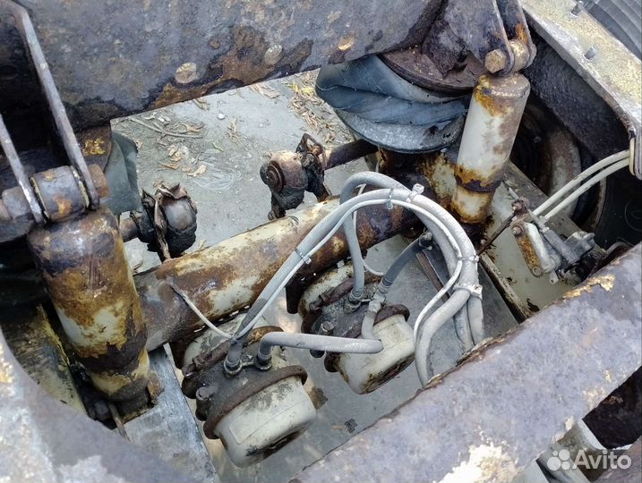 Полуприцеп в сборе с колесами