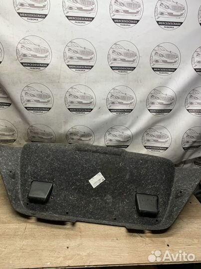 Обшивка крышки багажника Мерседес w203