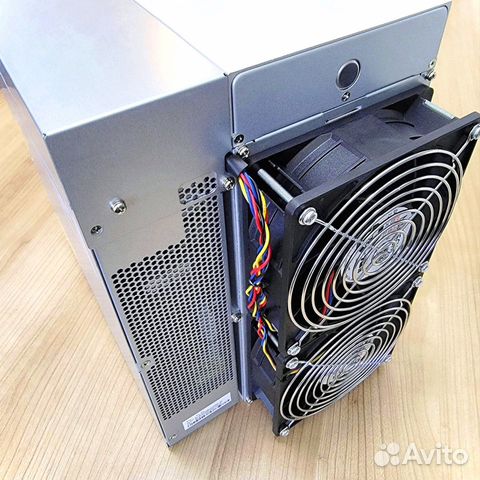 Майнер asic Antminer S19 xp 141 T