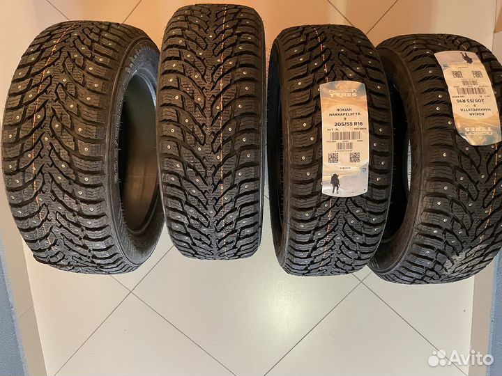Nokian Tyres Hakkapeliitta 9 205/55 R16 94T