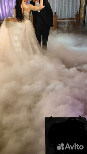 Тяжёлый дым для танца молодожёнов