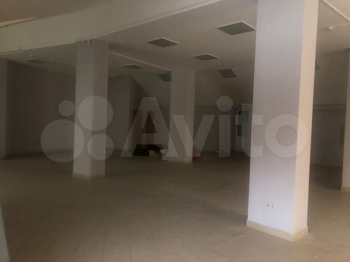 Торговая площадь, 67 м²