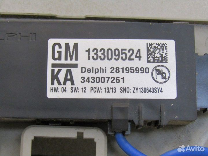 Накладка декоративная Astra J 2010