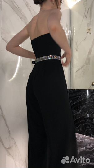 Комбинизон без бретелек с разрезом