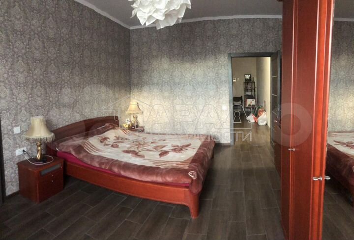 Дом 203 м² на участке 7,3 сот.