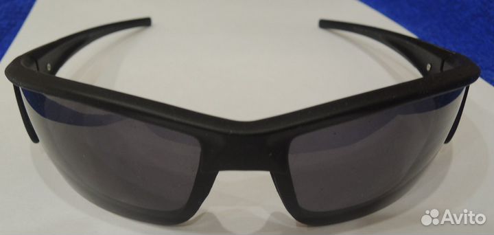 Очки солнечные