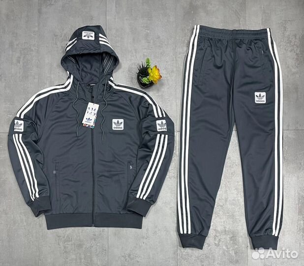 Спортивный костюм мужской Adidas