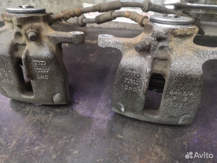 Суппорт тормозной задний Audi A4 A5 Q5 поштучно