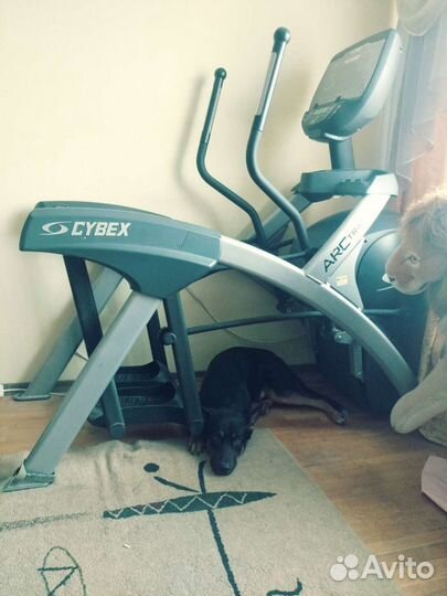 Эллиптический тренажер