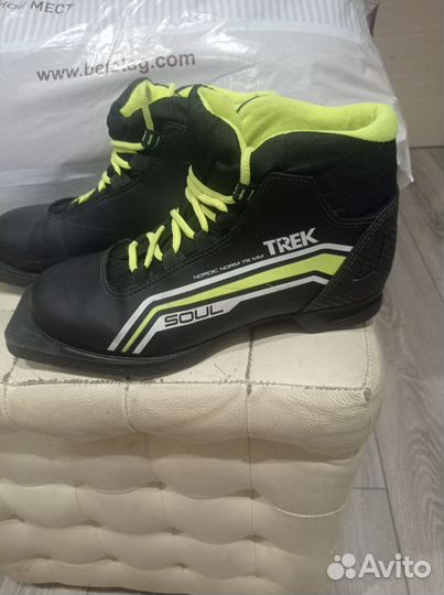 Лыжные ботинки классические