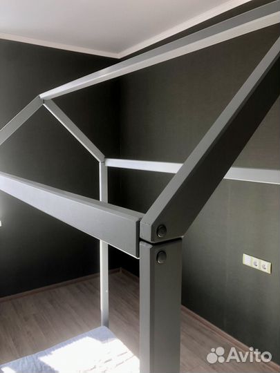 Детская кровать домик с матрасом