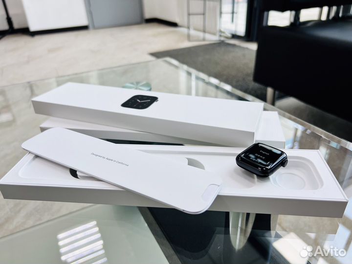 Apple Watch SE 2020 40мм 99акб