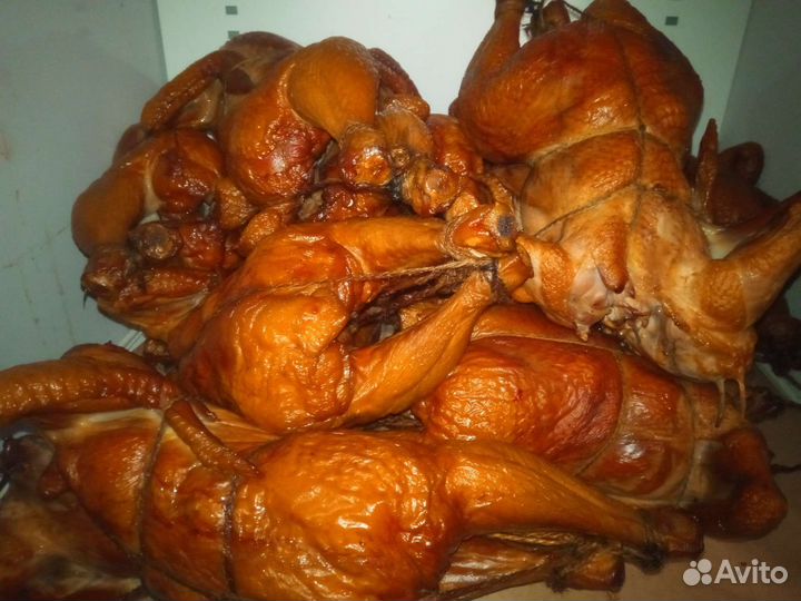 Курица горячего копчения, колбаса домашняя