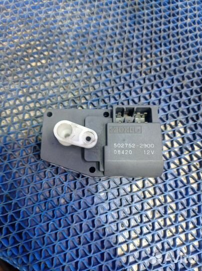 Моторчик заслонок отопителя Mitsubishi Lancer