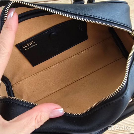 Сумка женская с ручками Loewe