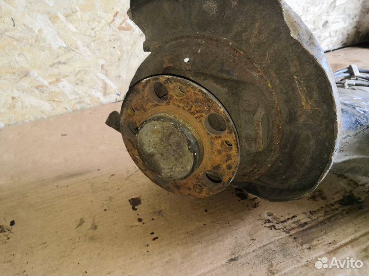 Ступица задняя правая Bmw 5-Series E34