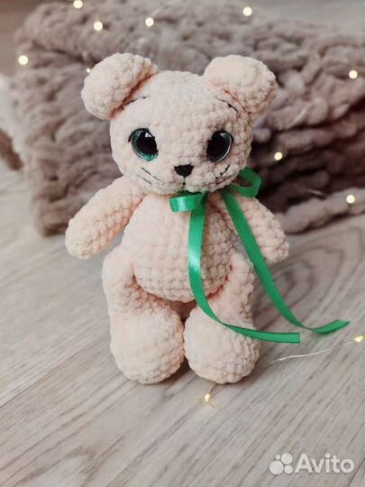 Плюшевый котёнок