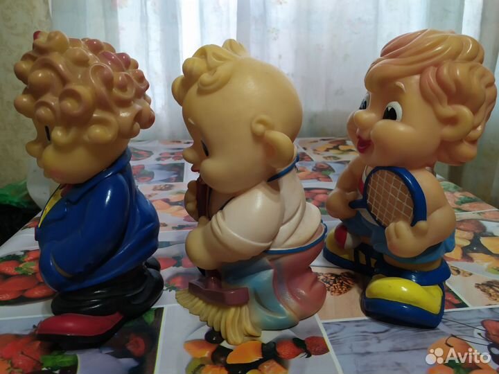 Игрушки СССР совпластитал уборщик красавец