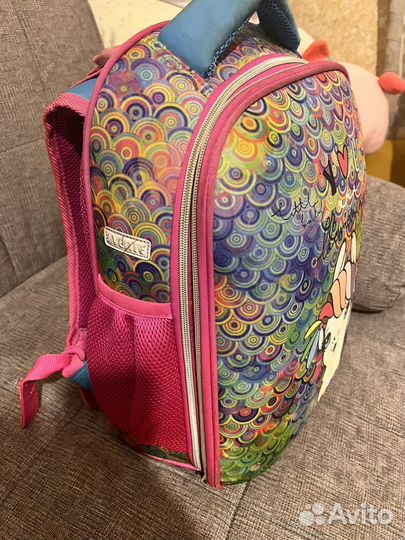 Портфель рюкзак школьный