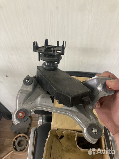 Мотор заднего дворника тойота хайлендер