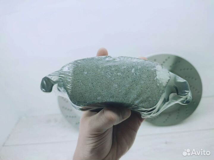 Диски тормозные + колодки MB C207 W212 W204 перфы