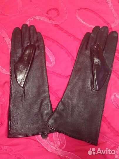 Перчатки женские кожаные новые чуть удлинённые