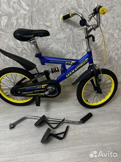 Детский велосипед двухколесный с ручкой