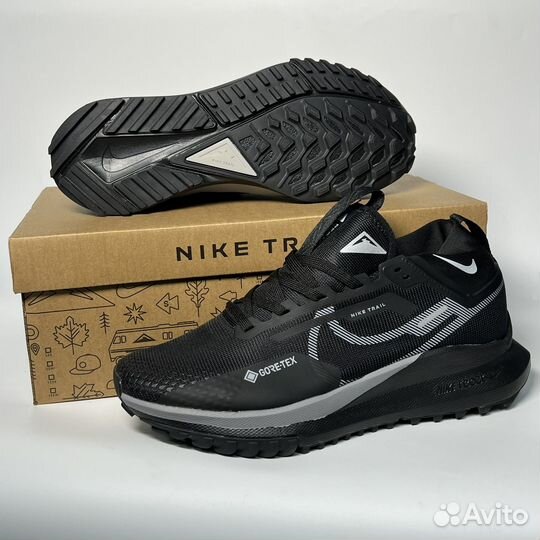 Nike pegasus trail 4