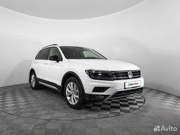 Volkswagen Tiguan 2.0 AMT, 2019, 97 309 км