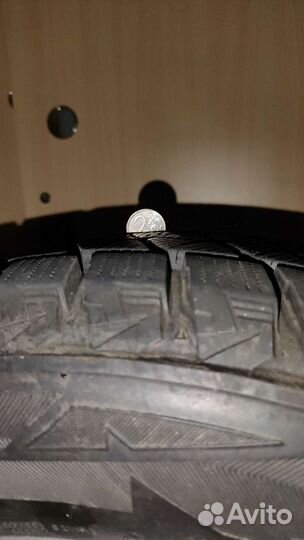 Bridgestone Blizzak DM-V2 21.5/60 R17 96S