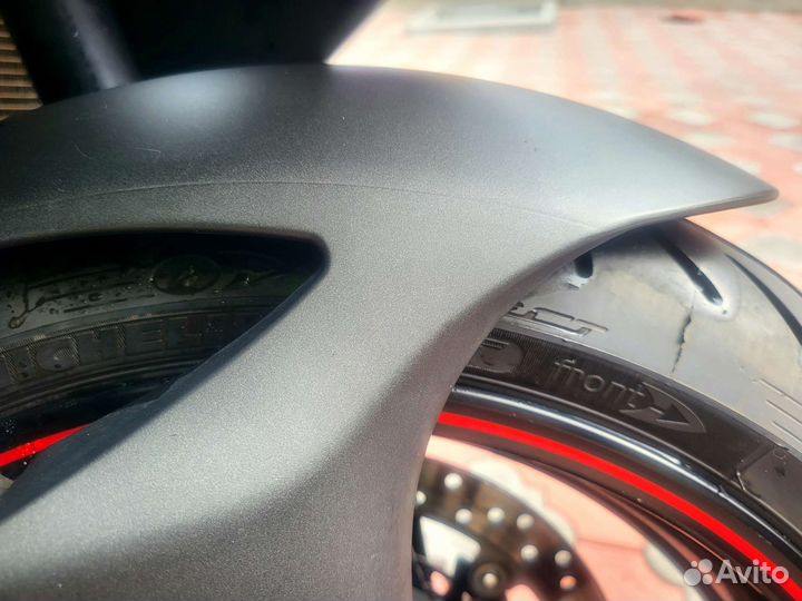 Yamaha R1 2014год