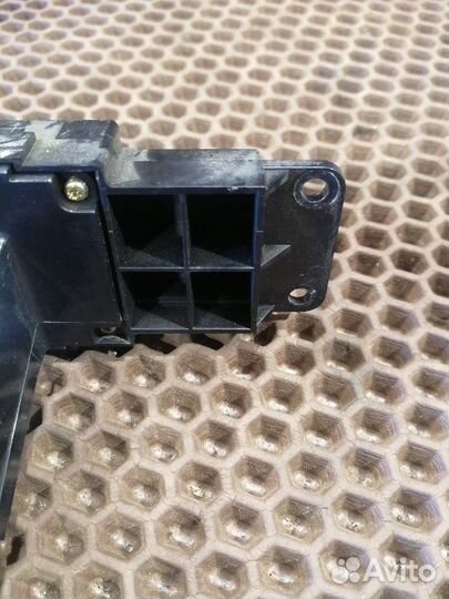 Кнопка стеклоподъёмника передняя правая Land Rover