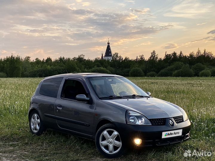 Renault Clio 1.6 МТ, 2001, 270 300 км
