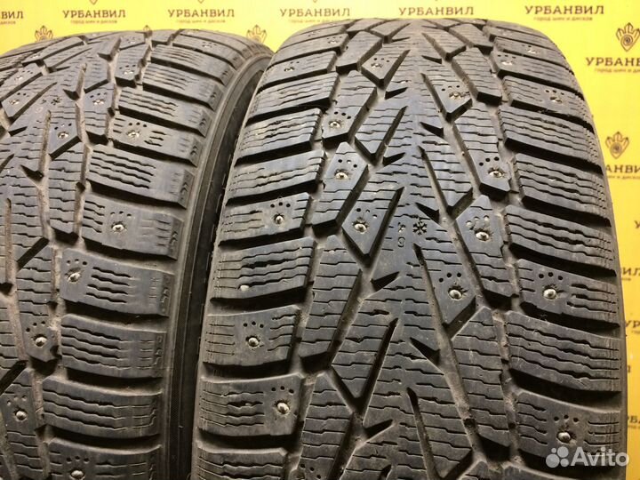 Nokian Tyres Hakkapeliitta 7 215/55 R16 97T