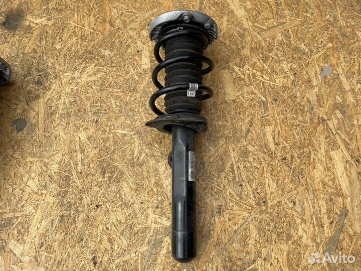 Амортизатор передний правый Mini Countryman