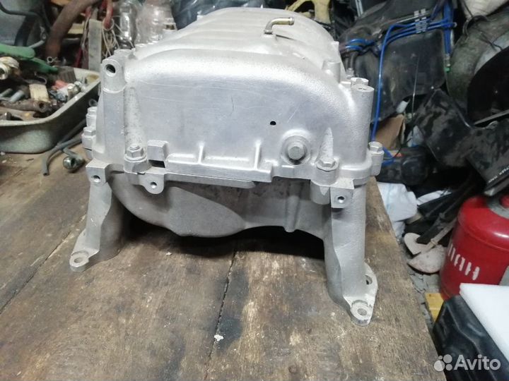 Впускной коллектор 2UZ-FE Toyota Land Cruiser 100