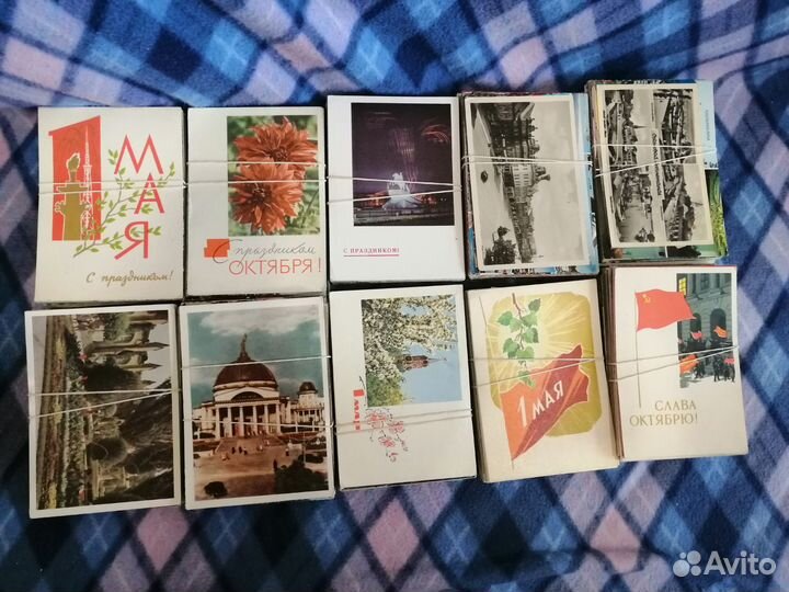 Коробка открыток СССР и зарубежные 3100 штук