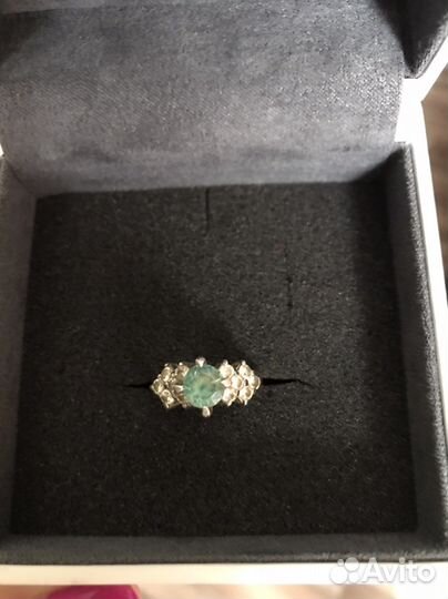 Серебряное кольцо