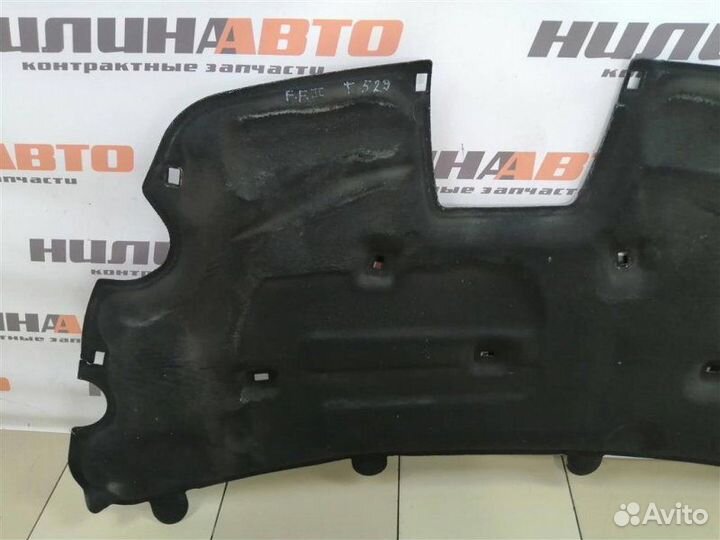 Шумоизоляция капота Ford Focus 2 хэтчбек 1.6 2009