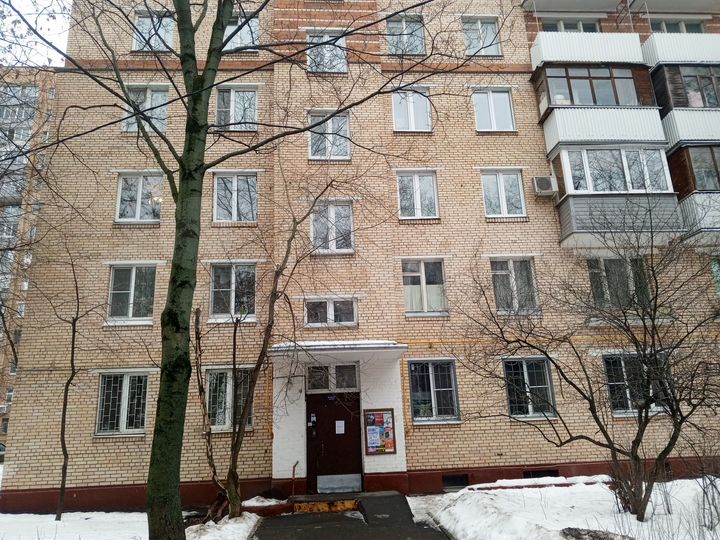 Квартира-студия, 11 м², 1/9 эт.