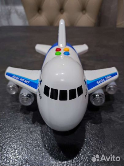 Игрушки свето - музыкальные