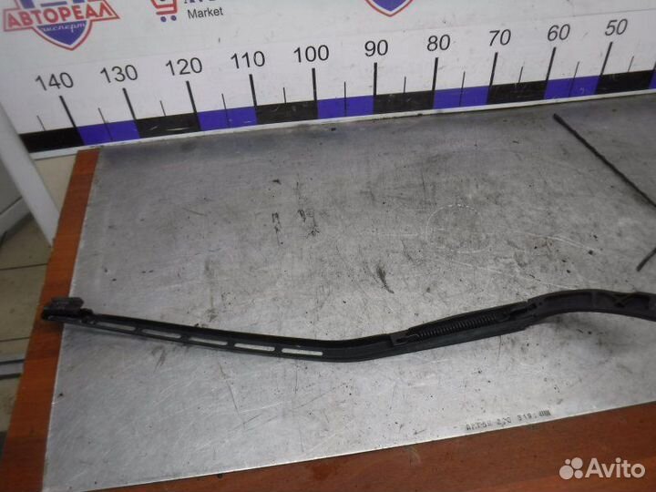 Поводок дворника передний левый Peugeot 307 TU5JP4