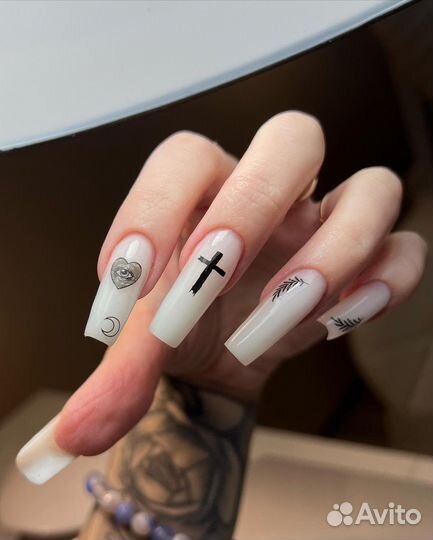 Мастер маникюра