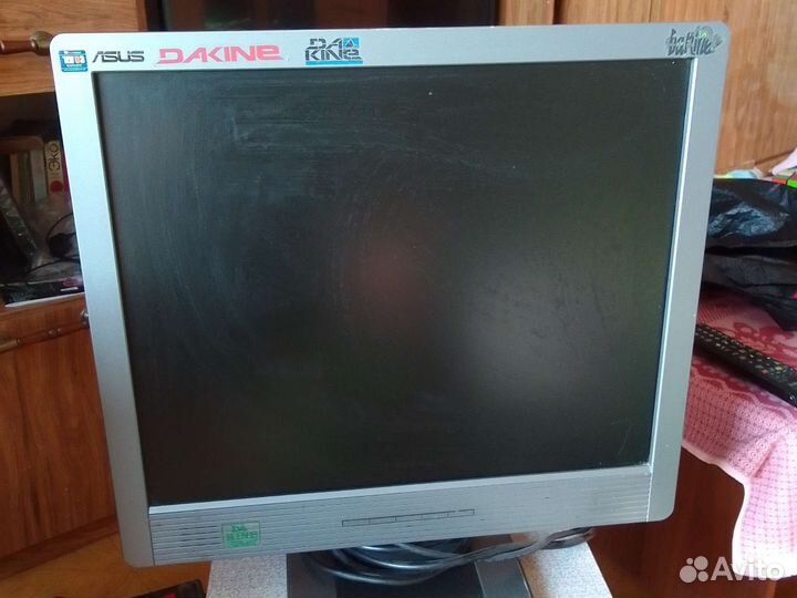 Монитор Asus 27