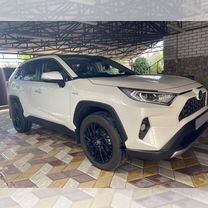 Toyota RAV4 2.5 CVT, 2019, 31 000 км, с пробегом, цена 3 700 000 руб.